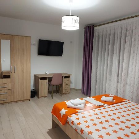 Bya Brown Apartment Valea Lupului  ภายนอก รูปภาพ