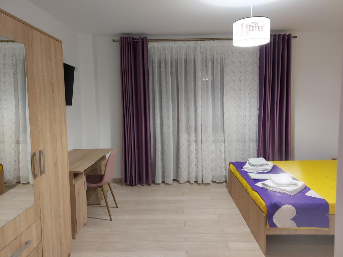 Bya Brown Apartment Valea Lupului  ภายนอก รูปภาพ